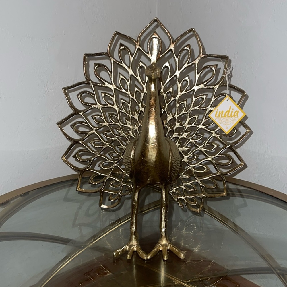 Gold India large peacock statue